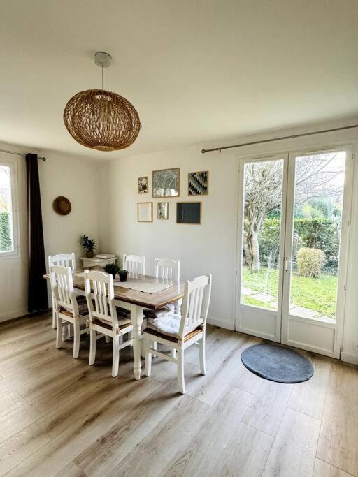 Maison Renovee Et Chaleureuse Proche Du Memorial Holiday home Caen